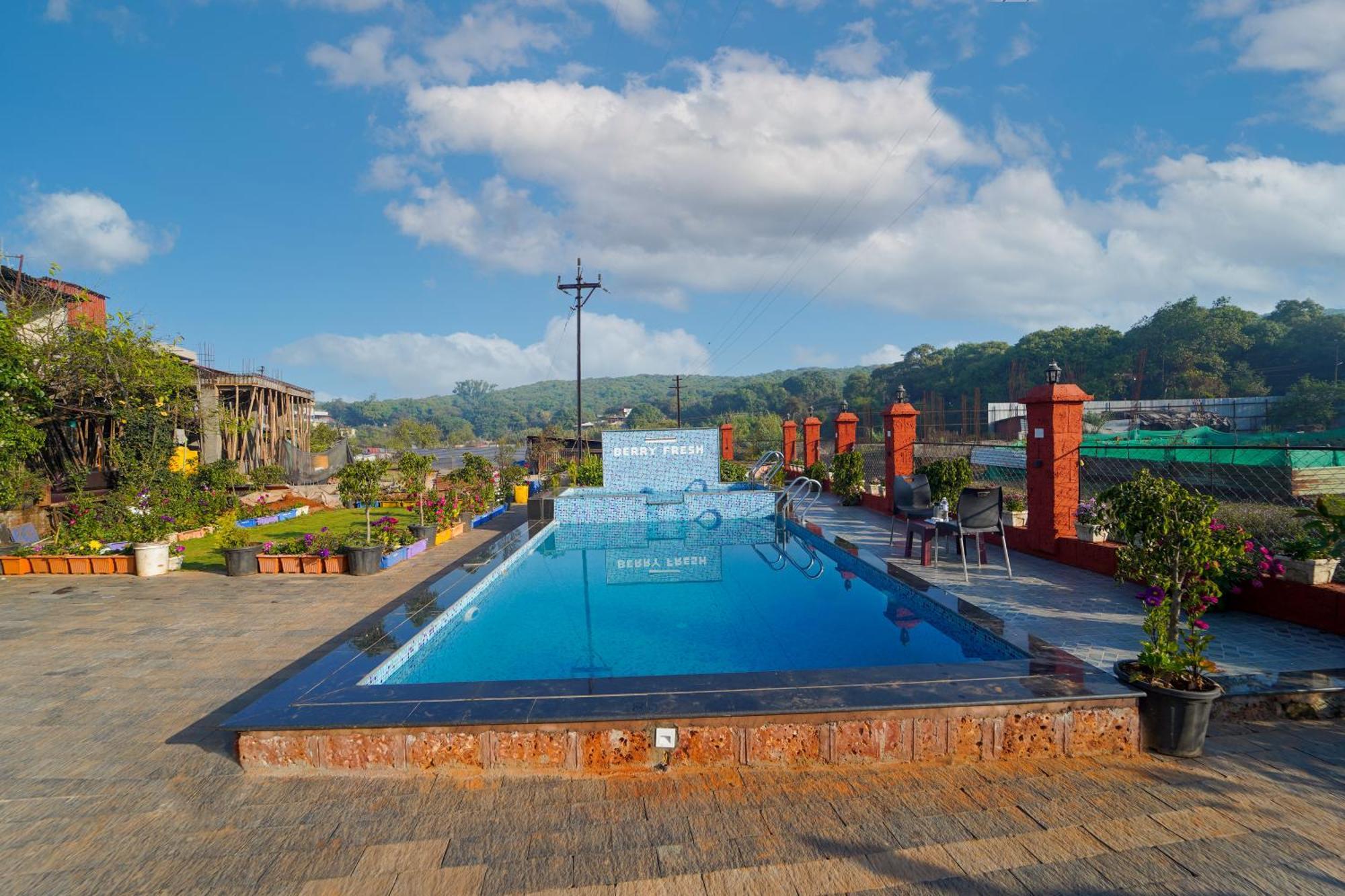 Berry Fresh Stays Mahabaleshwar With Pool Ngoại thất bức ảnh